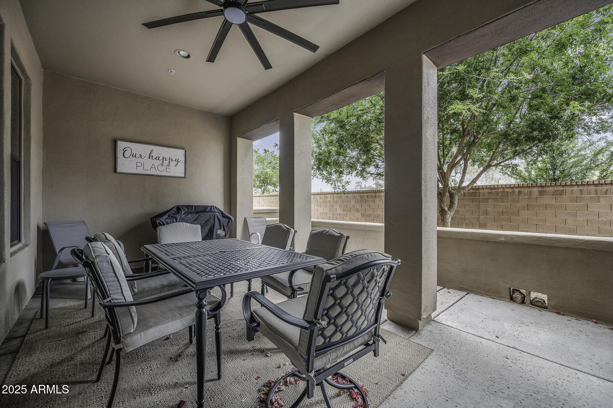 4777 South Fulton Ranch Boulevard, Unit 1044 Chandler, AZ 85248 - Photo 18 of 22 a dining room with furniture and window