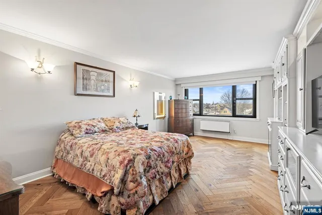 $690,000 | 7855 Boulevard East, Unit 6A, North Bergen, NJ 07047