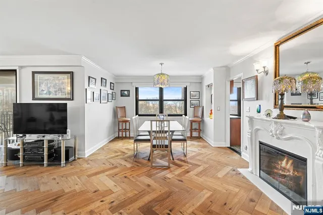 $690,000 | 7855 Boulevard East, Unit 6A, North Bergen, NJ 07047