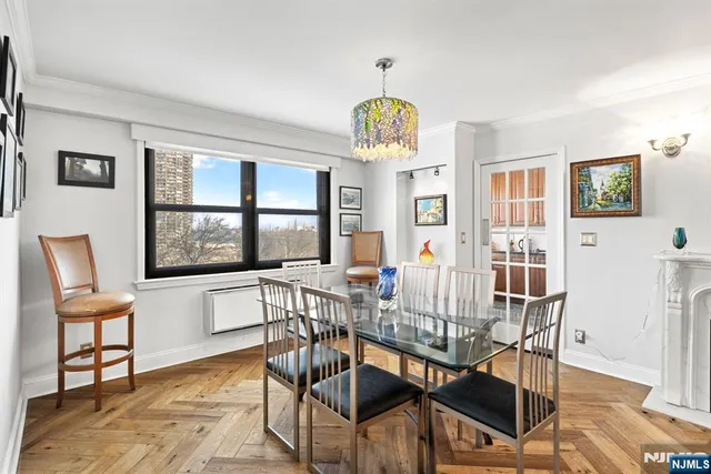 $690,000 | 7855 Boulevard East, Unit 6A, North Bergen, NJ 07047