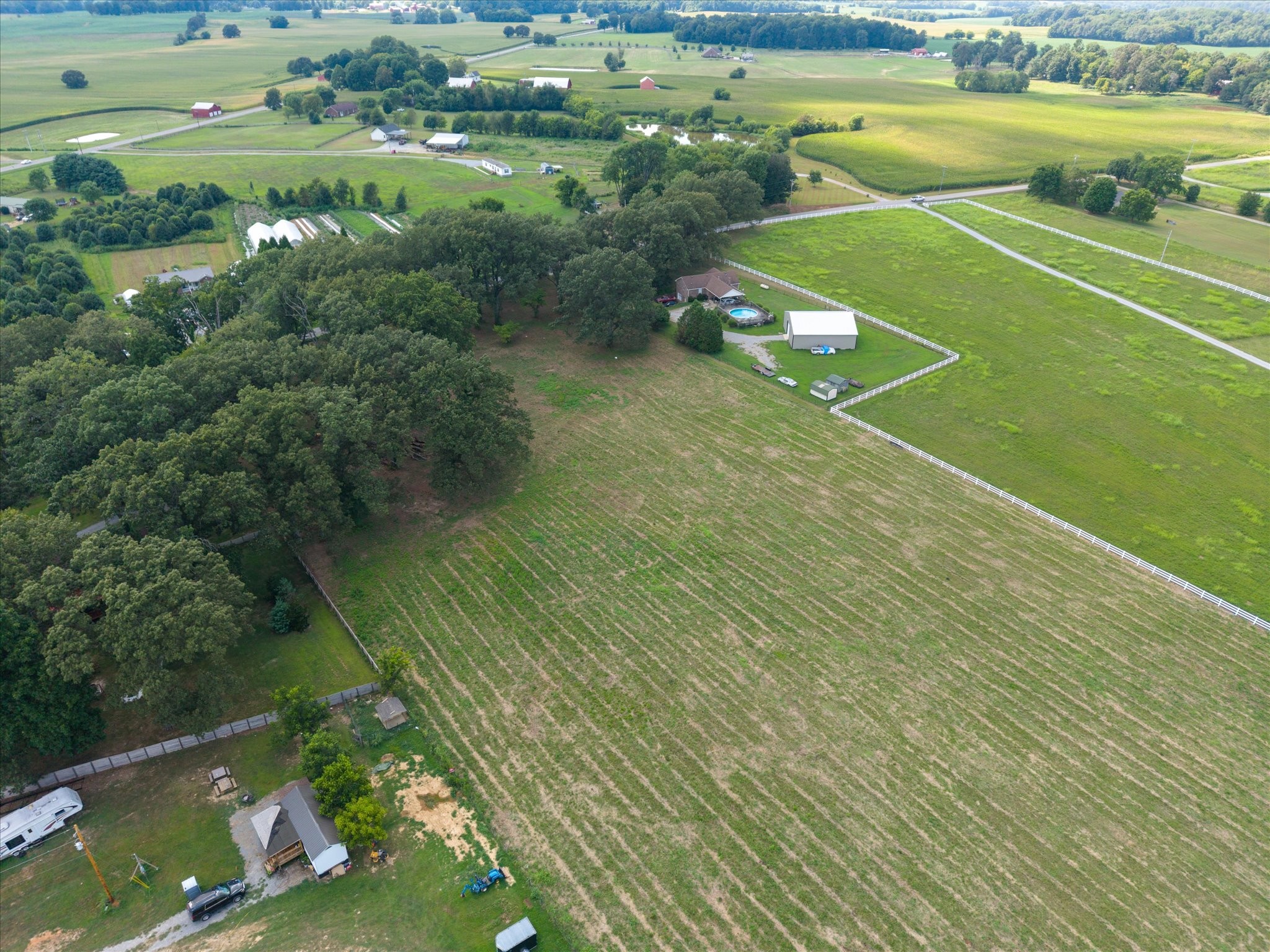 2 Dot Road Springfield, TN 37172 - Photo 8 of 11 a view of a tennis court