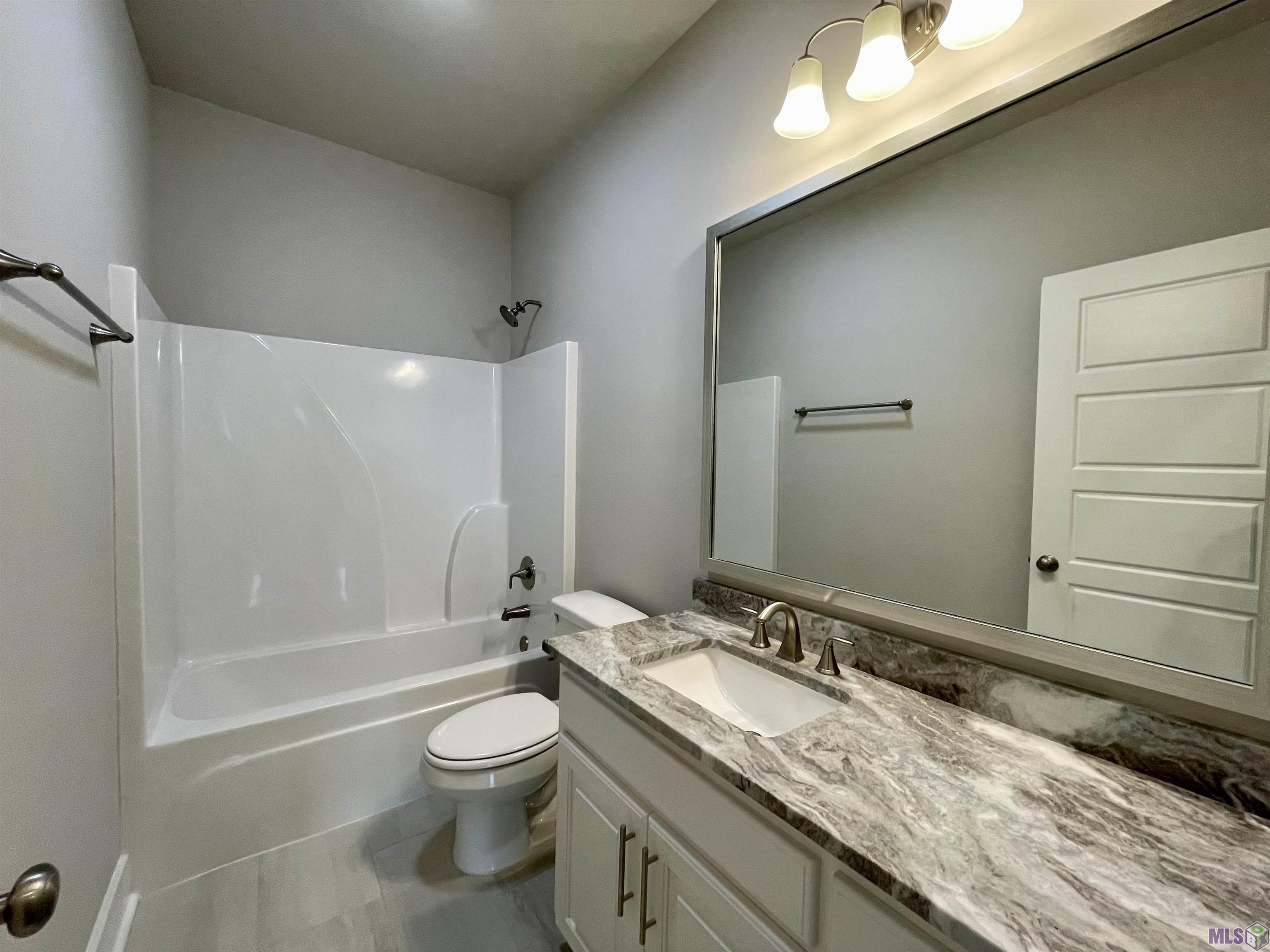 7228 RollingFork Road Baton Rouge, LA 70820 - Photo 4 of 15