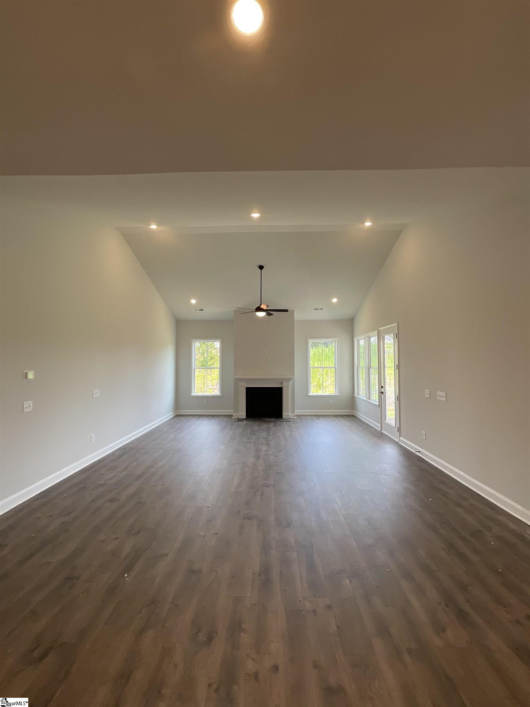 401 Rustic Outland Drive Simpsonville, SC 29681 - Photo 12 of 31
