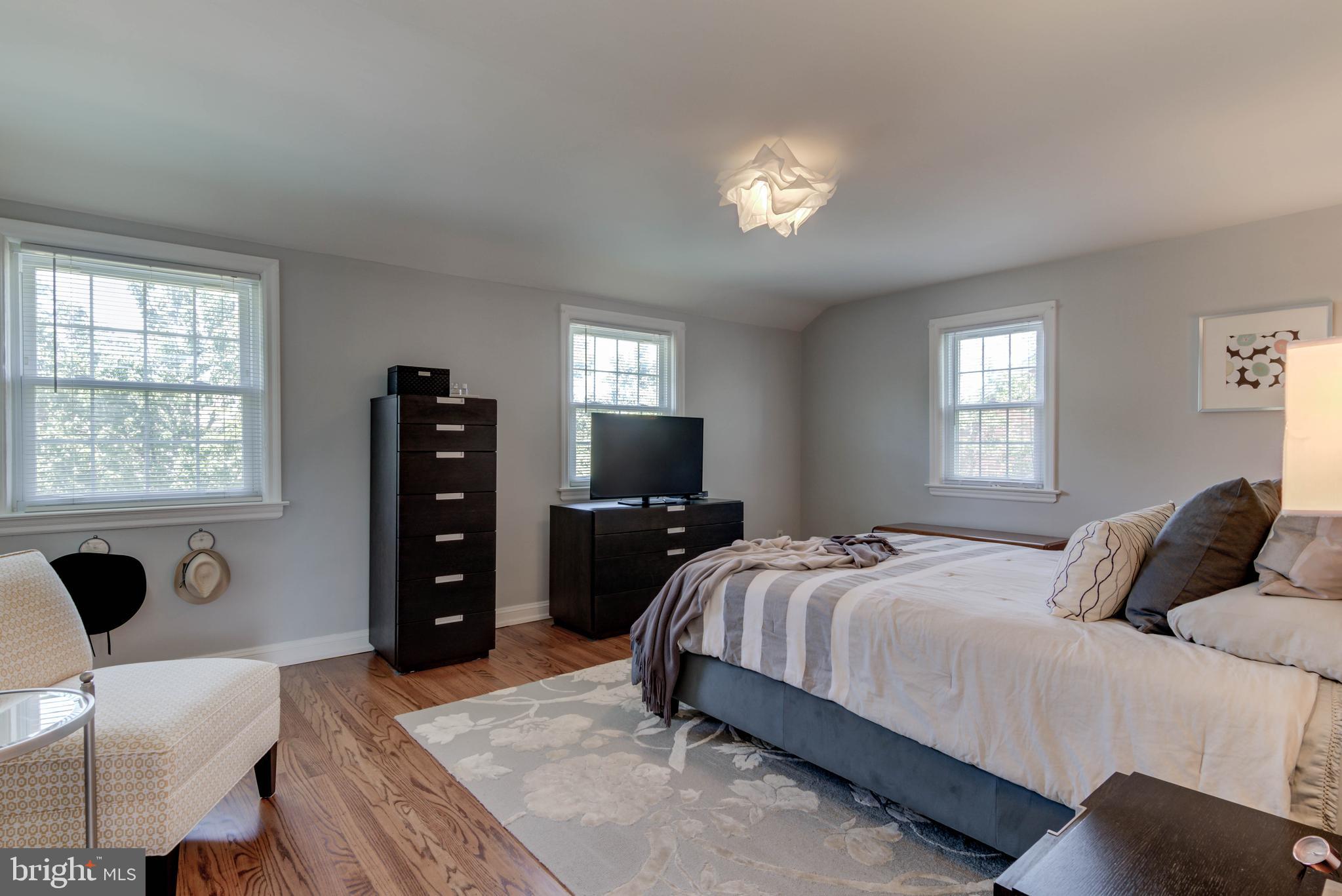 512 Harrington Road Havertown, PA 19083 - Photo 17 of 31 Master Bedroom