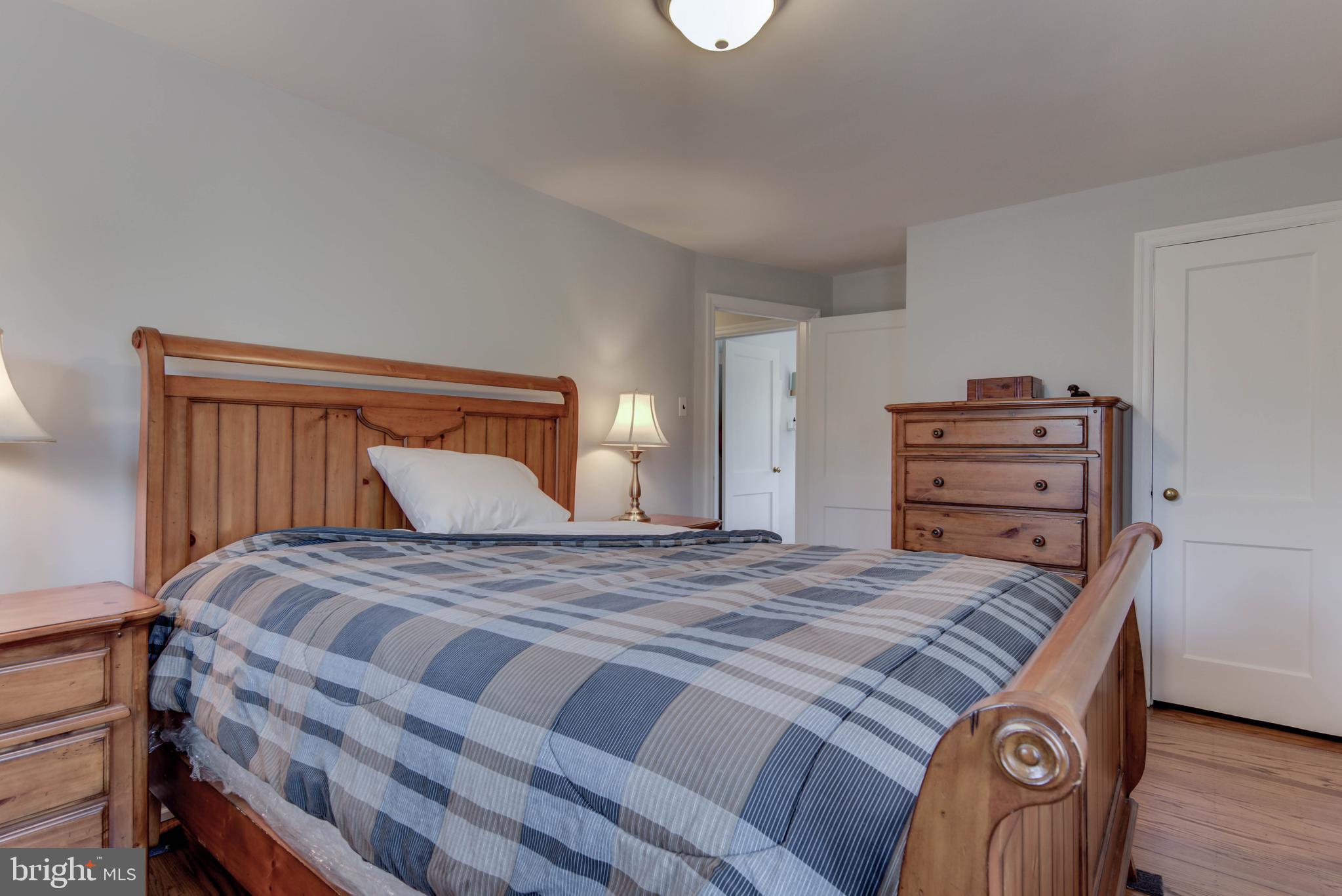 512 Harrington Road Havertown, PA 19083 - Photo 22 of 31 2nd Bedroom