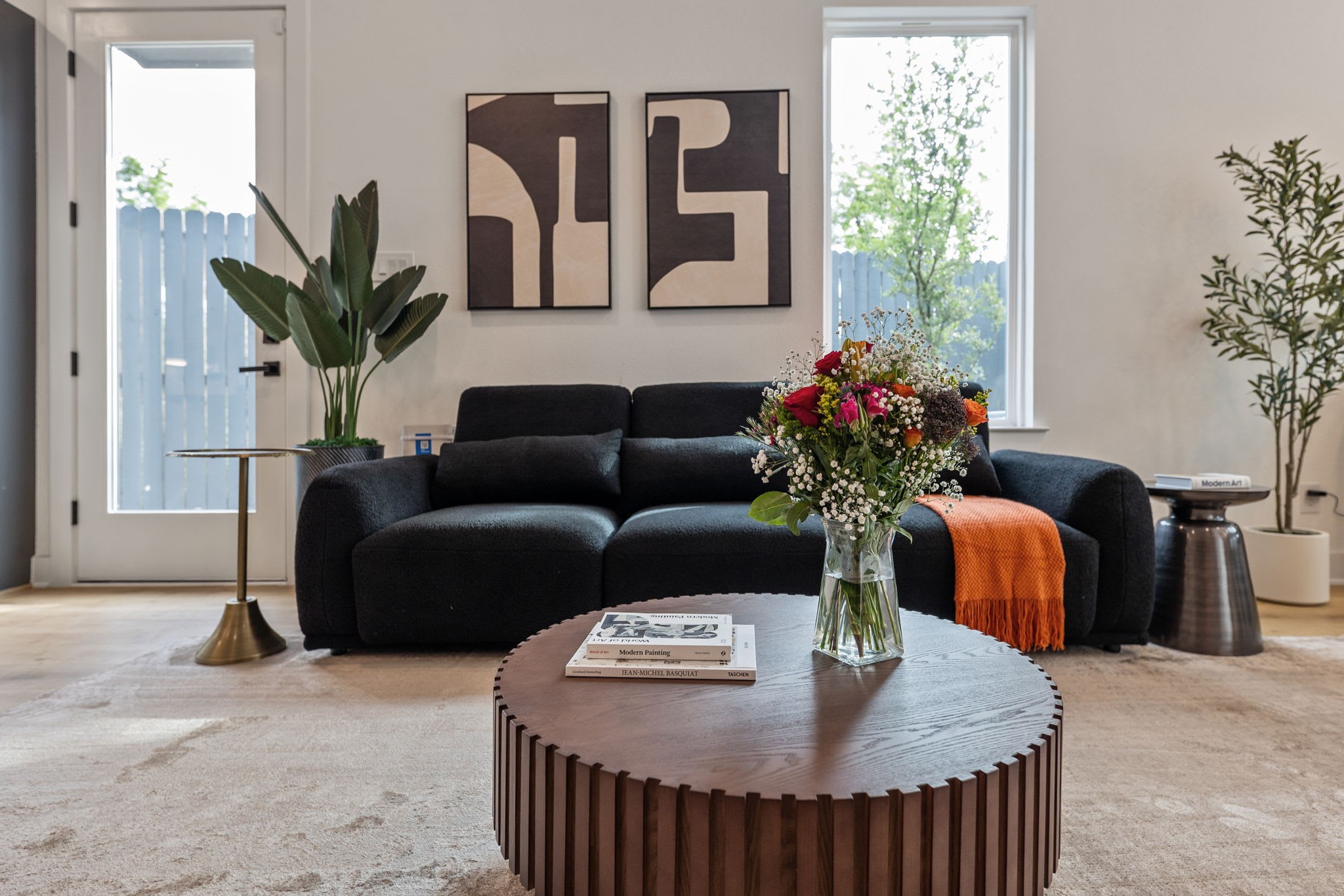 515 Altic Street Houston, TX 77011 - Photo 29 of 36 a dining room with furniture and wooden floor