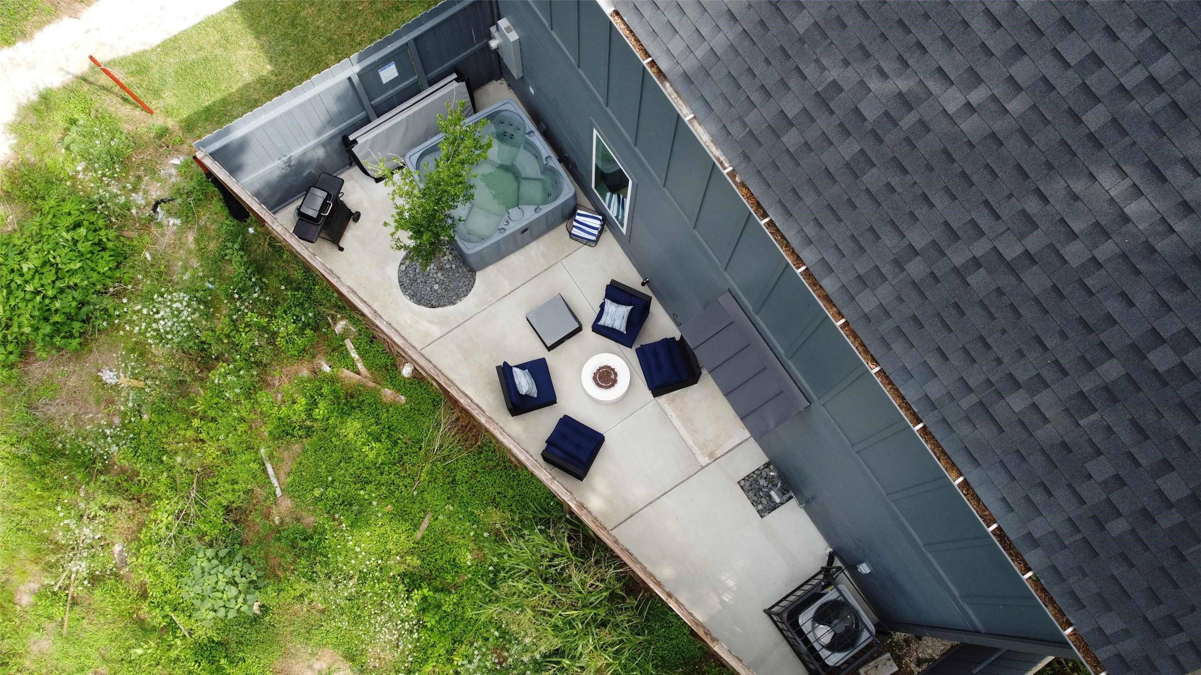 515 Altic Street Houston, TX 77011 - Photo 36 of 36 a picture of outdoor space with seating space