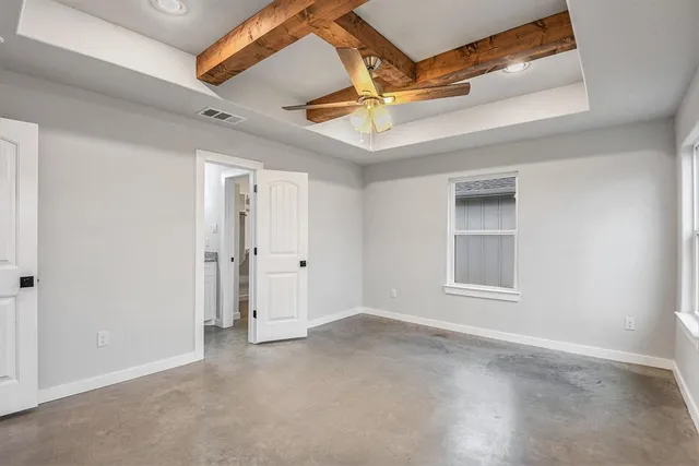 $1,795 | 2223 Comet Trail, Granbury, TX 76048