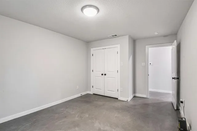 $1,795 | 2223 Comet Trail, Granbury, TX 76048