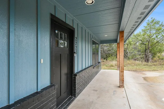 $1,795 | 2223 Comet Trail, Granbury, TX 76048