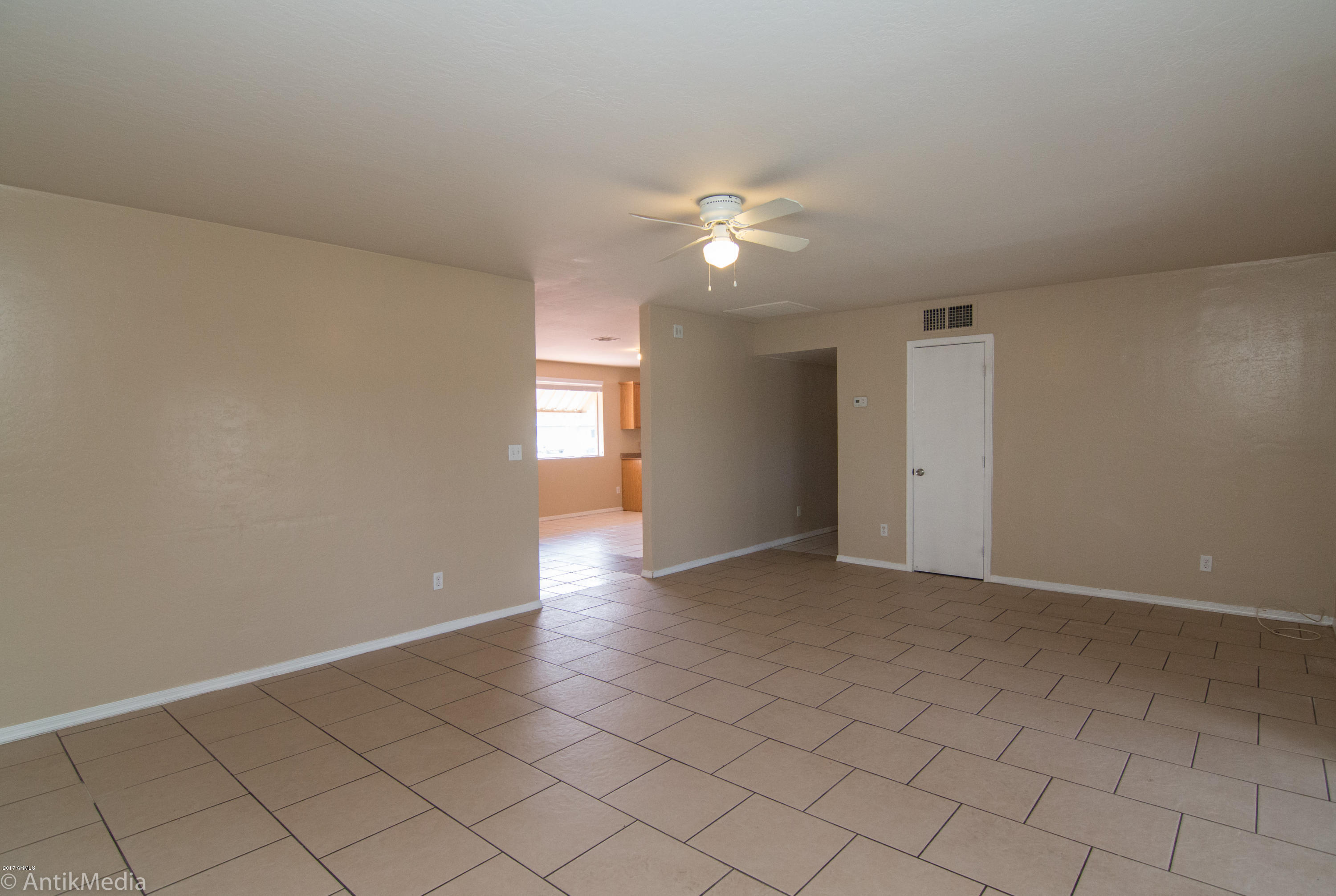 5432 West Osborn Road Phoenix, AZ 85031 - Photo 12 of 26 IMG_3227