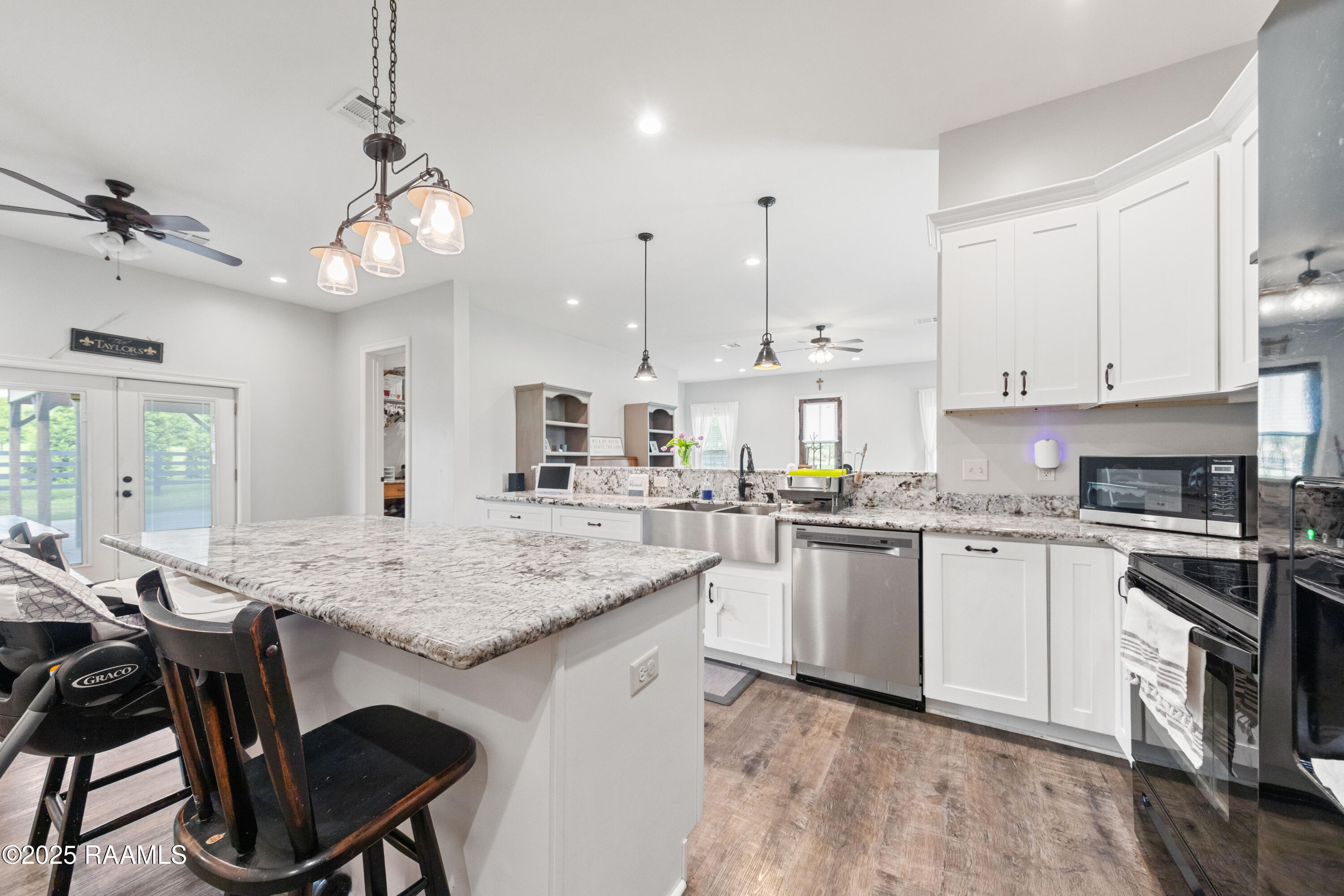 1120 East Butcher Switch Road Lafayette, LA 70507 - Photo 10 of 33 1120EButcher-50