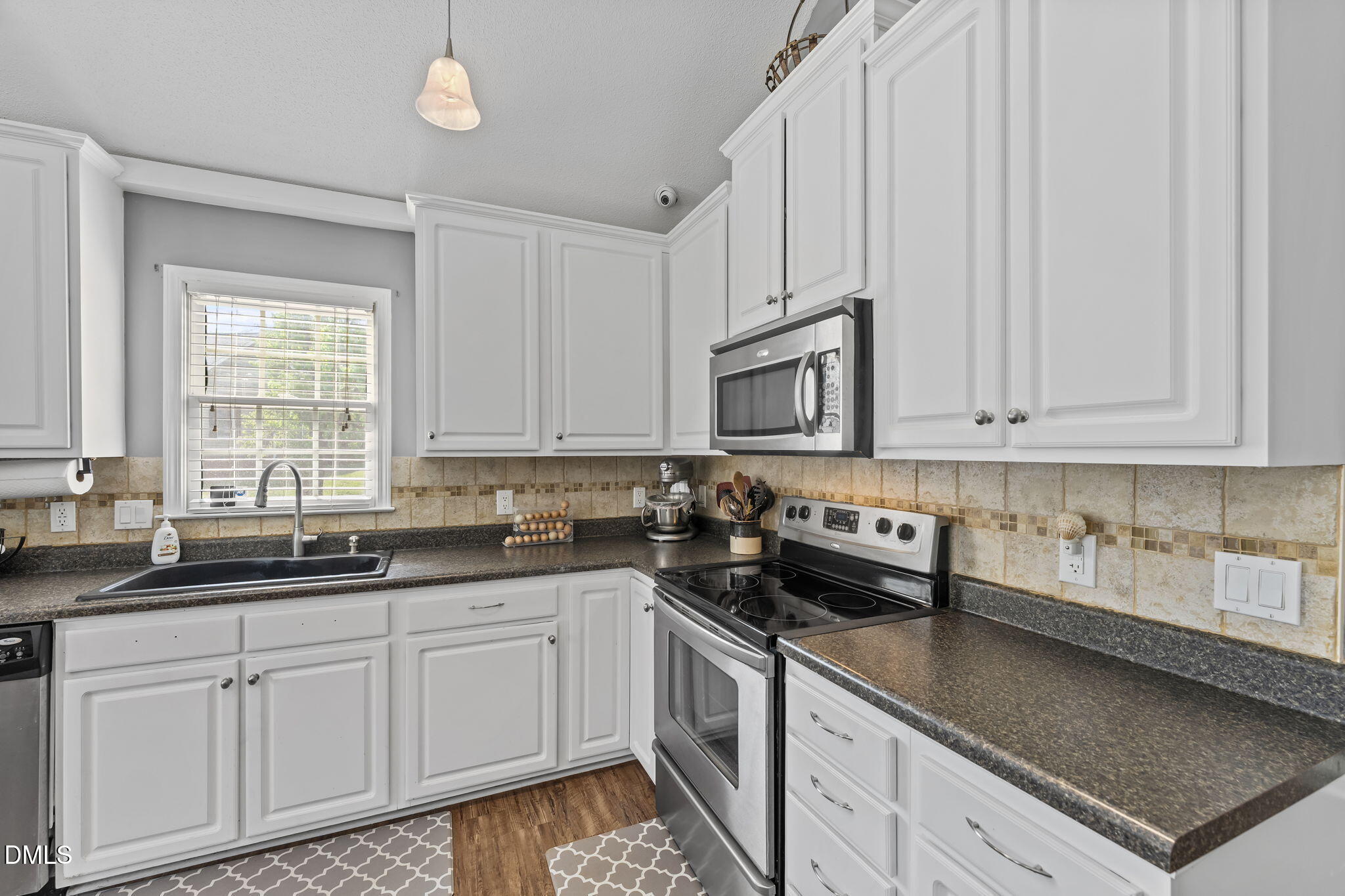 3004 Cedar Crest Court Graham, NC 27253 - Photo 6 of 39 13-web-or-mls-ROB02255
