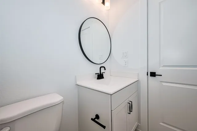 $2,700 | 2627 Clapbread Lane, Rosenberg, TX 77471