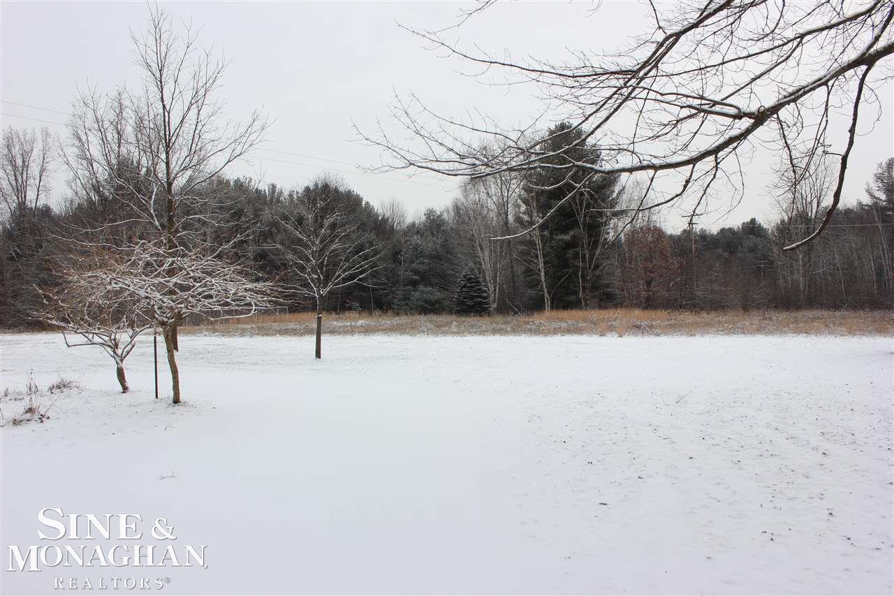 5406 Davis Road St. Clair, MI 48079 - Photo 6 of 35 50062206-5.JPG
