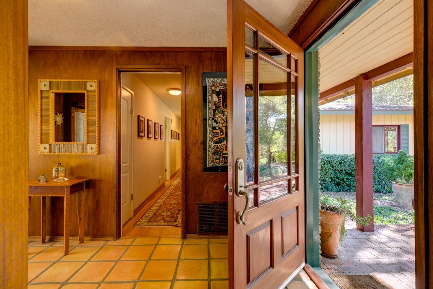 918 El Toro Road Ojai, CA 93023 - Photo 2 of 43