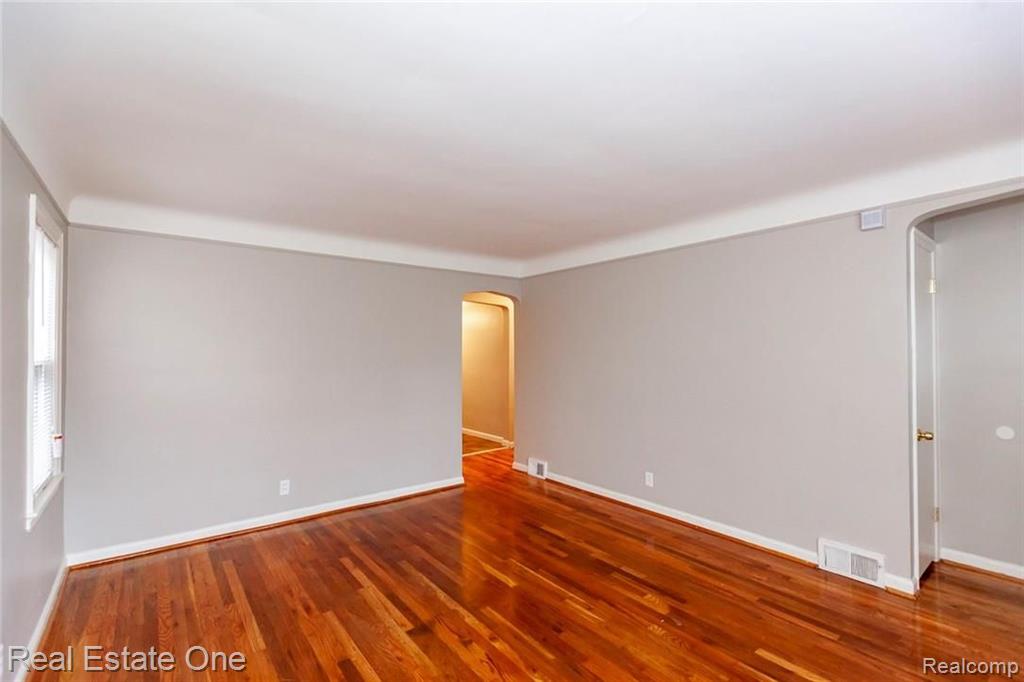 4169 Harvard Road Detroit, MI 48224 - Photo 5 of 11