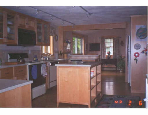 30 Fox Road Wakefield, MA 01880 - Photo 1 of 4 Gallery Image 1