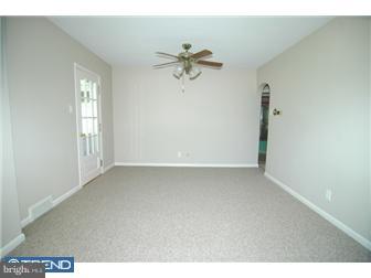 571 Church Road Reading, PA 19607 - Photo 7 of 12
