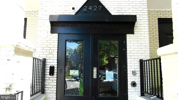 $1,200 | 2427 Lakeview Avenue, Unit 1D, Baltimore, MD 21217