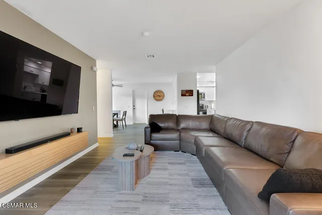 $520,000 | 15202 Campus Park Drive, Unit C, Moorpark, CA 93021