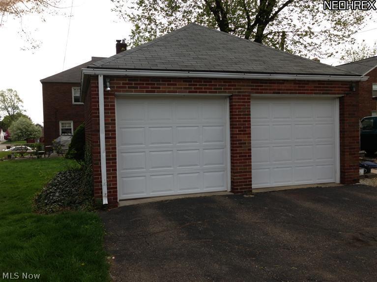 411-413 Raff Road Northwest Canton, OH 44708 - Photo 3 of 17 Brick 2 -car garage!