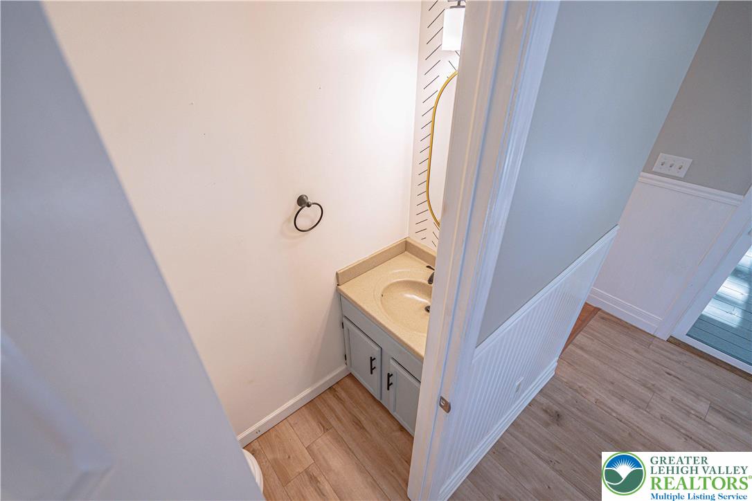 1039 Public Road Bethlehem, PA 18015 - Photo 18 of 48 Gallery Image 18