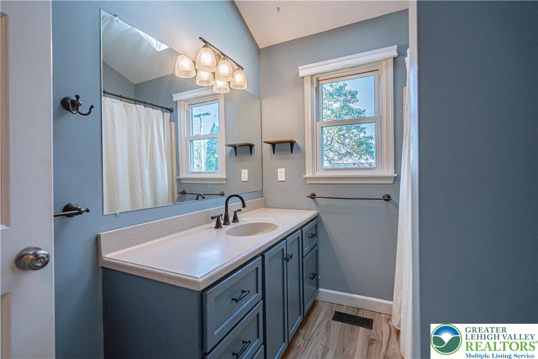 1039 Public Road Bethlehem, PA 18015 - Photo 25 of 48 Gallery Image 25
