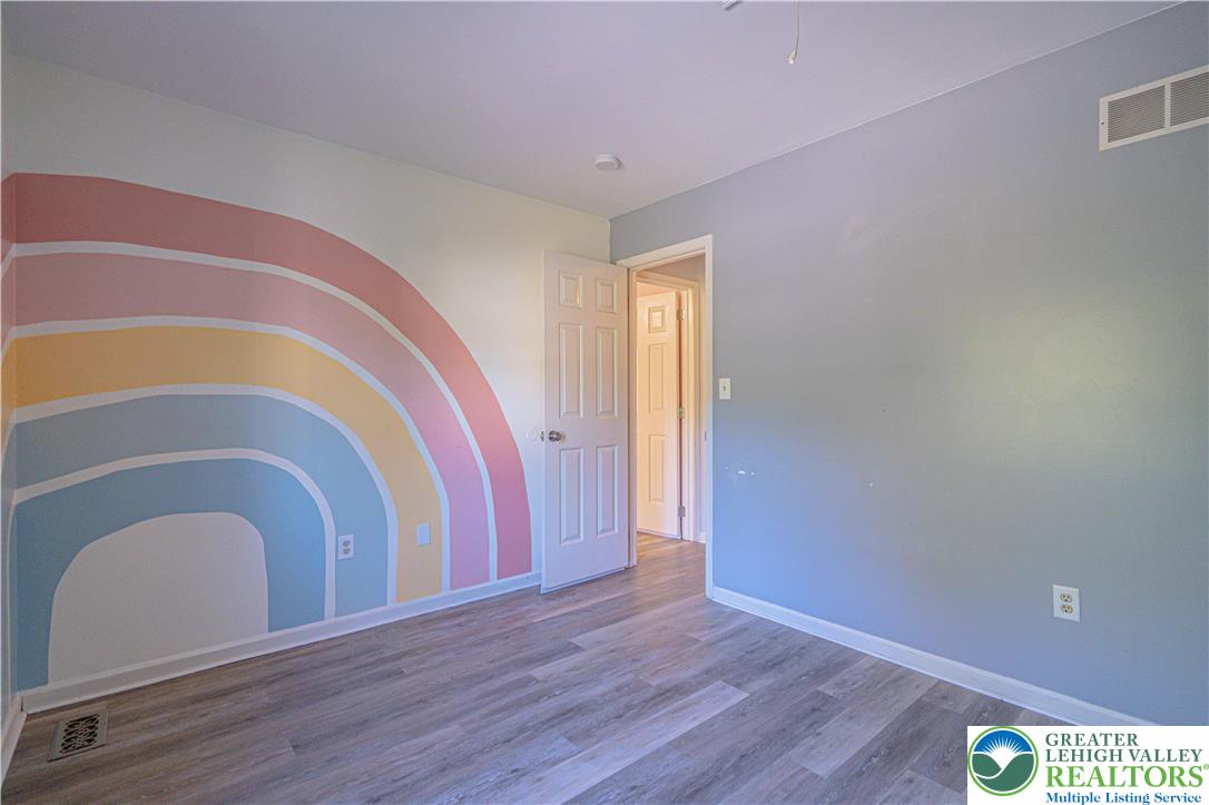 1039 Public Road Bethlehem, PA 18015 - Photo 27 of 48 Gallery Image 27