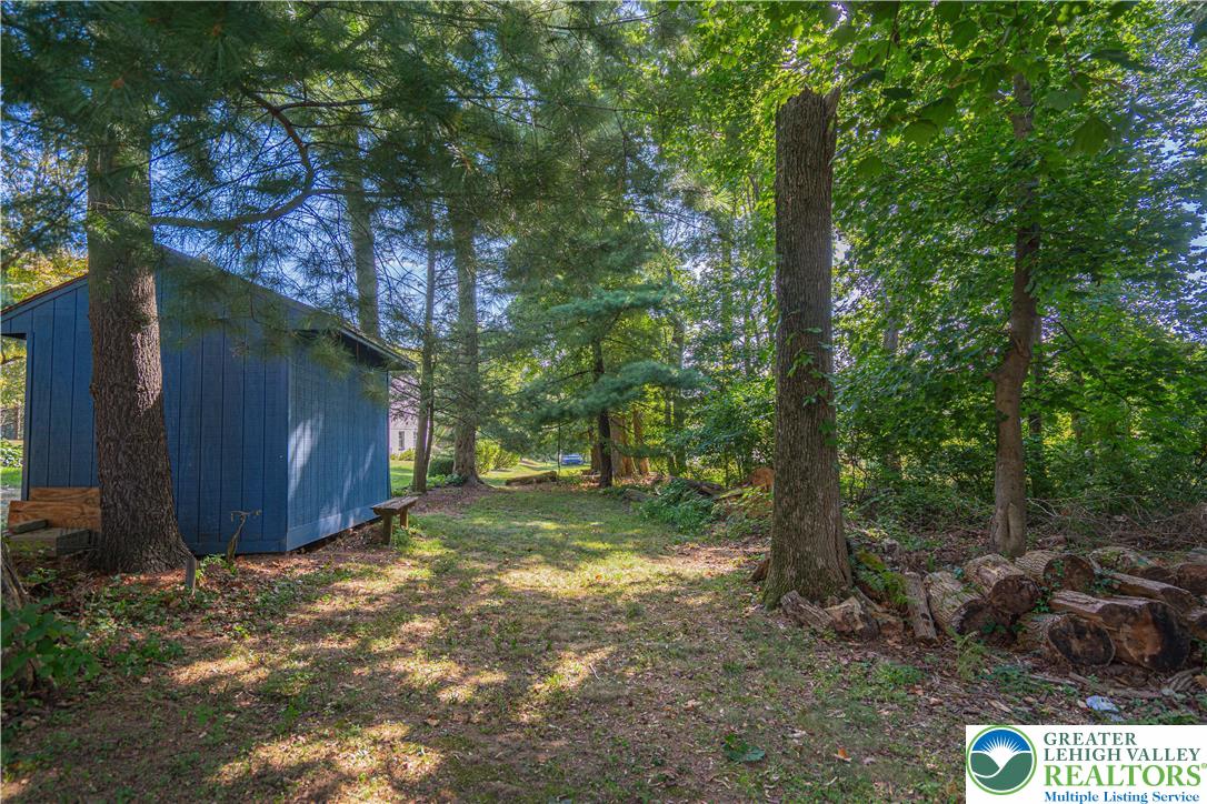 1039 Public Road Bethlehem, PA 18015 - Photo 47 of 48 Gallery Image 47