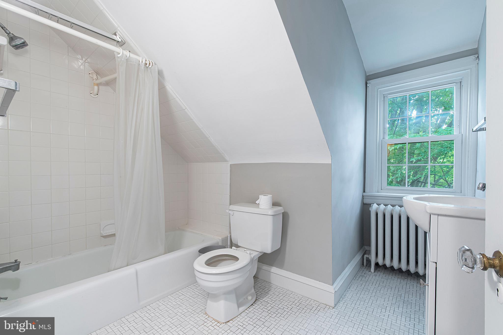 601 Overhill Road Ardmore, PA 19003 - Photo 36 of 39 Full bath on 3rd Floor