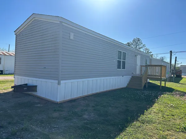 $950 | 1301 Avenue A, Unit 15, Sweeny, TX 77480