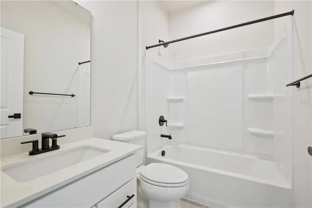 $439,990 | 1053 Black Sands Drive, Jeannette, PA 15644