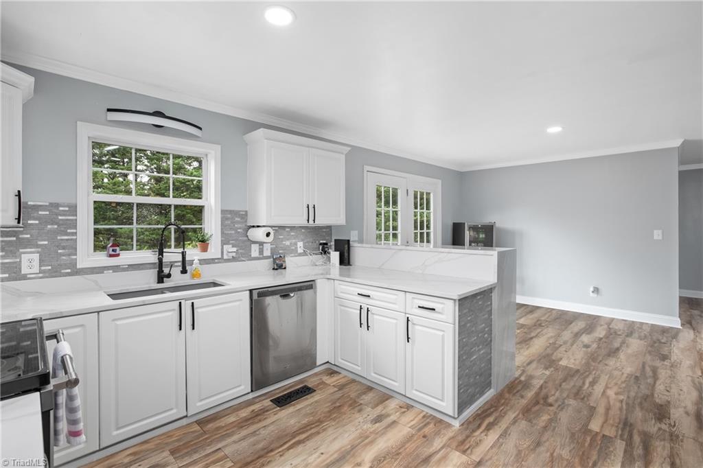 933 Dodson Mill Road Pilot Mountain, NC 27041 - Photo 11 of 50 Gallery Image 11