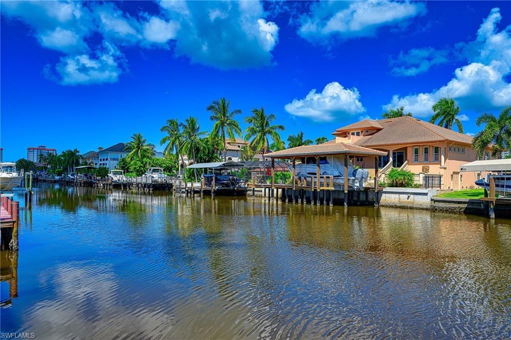 a view of a lake with houses