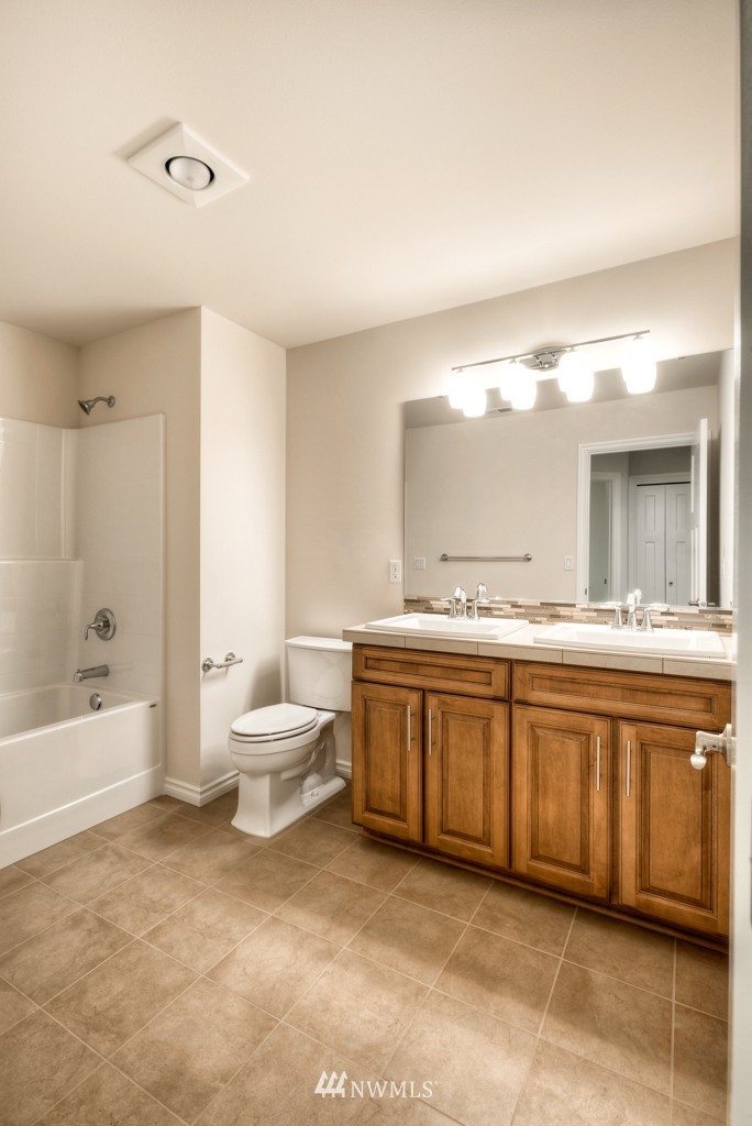 19038 178th Place Southeast, Unit 66 Renton, WA 98058 - Photo 19 of 20 Gallery Image 19