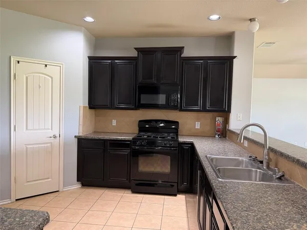 $2,595 | 905 Golden Bear Lane, McKinney, TX 75072