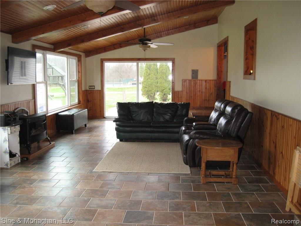 1920 South Range Road St. Clair, MI 48079 - Photo 16 of 42 15.JPG