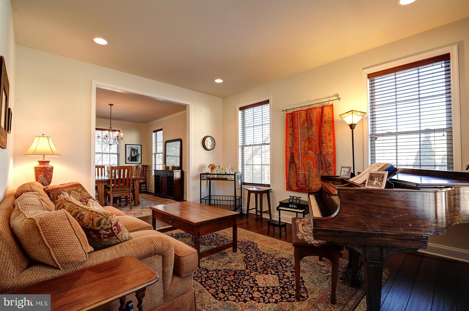 6 Meadows Court Pennington, NJ 08534 - Photo 16 of 51 Formal living room