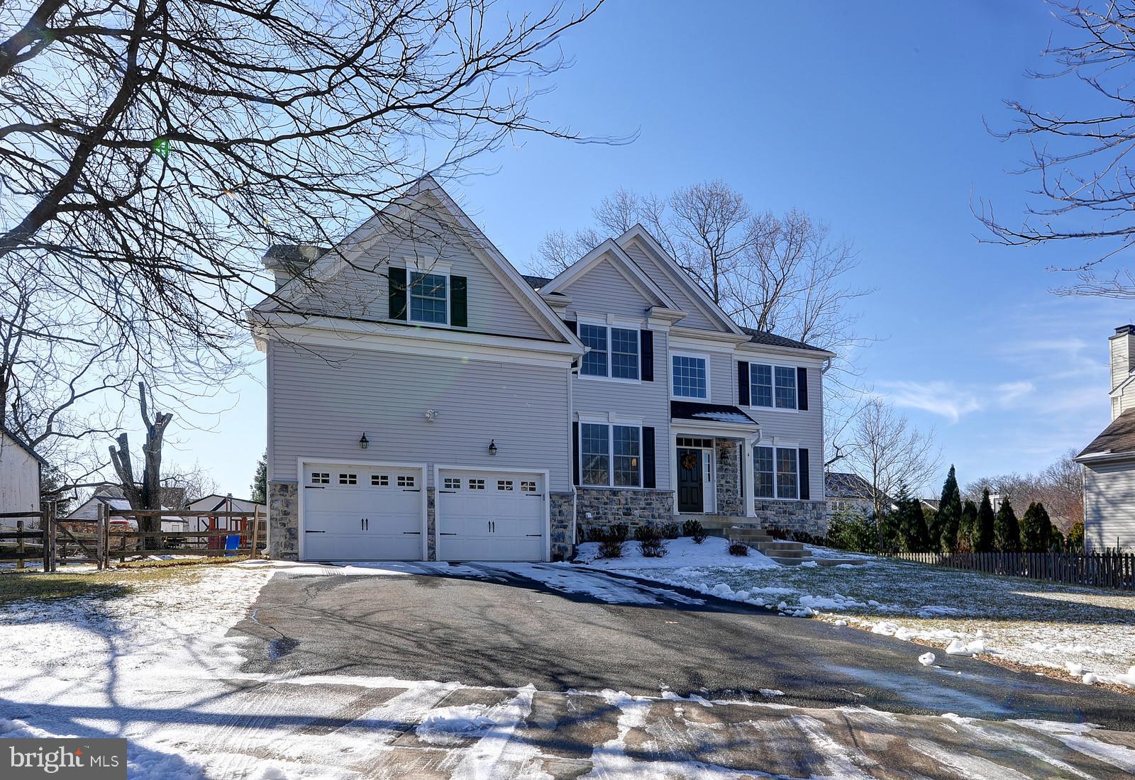 6 Meadows Court Pennington, NJ 08534 - Photo 4 of 51 Gallery Image 4