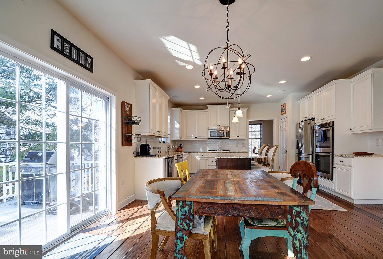 6 Meadows Court Pennington, NJ 08534 - Photo 6 of 51 Gallery Image 6