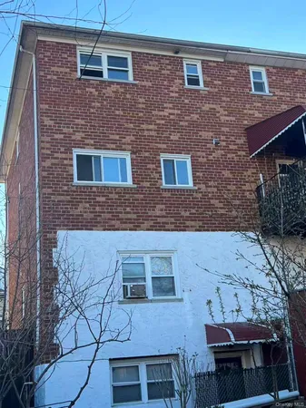 $998,000 | 347 Quincy Avenue | Throgs Neck