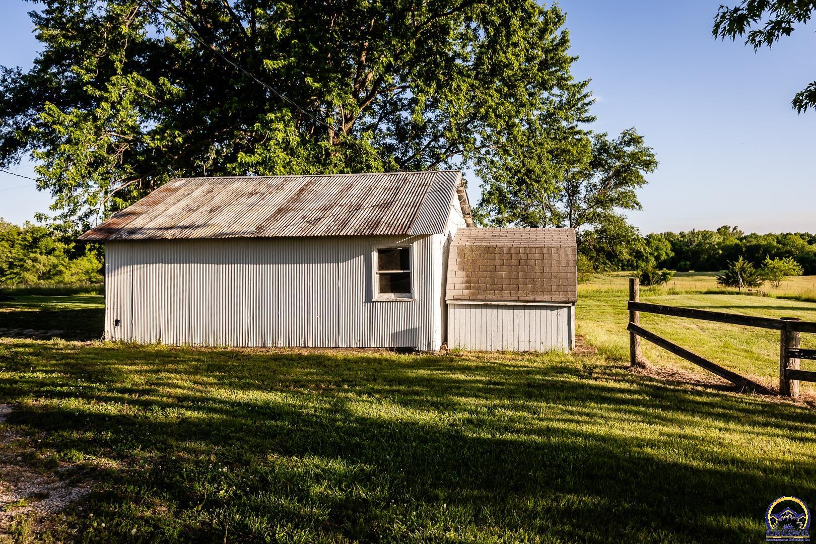 12140 Miller Road Harveyville, KS 66431 - Photo 60 of 99