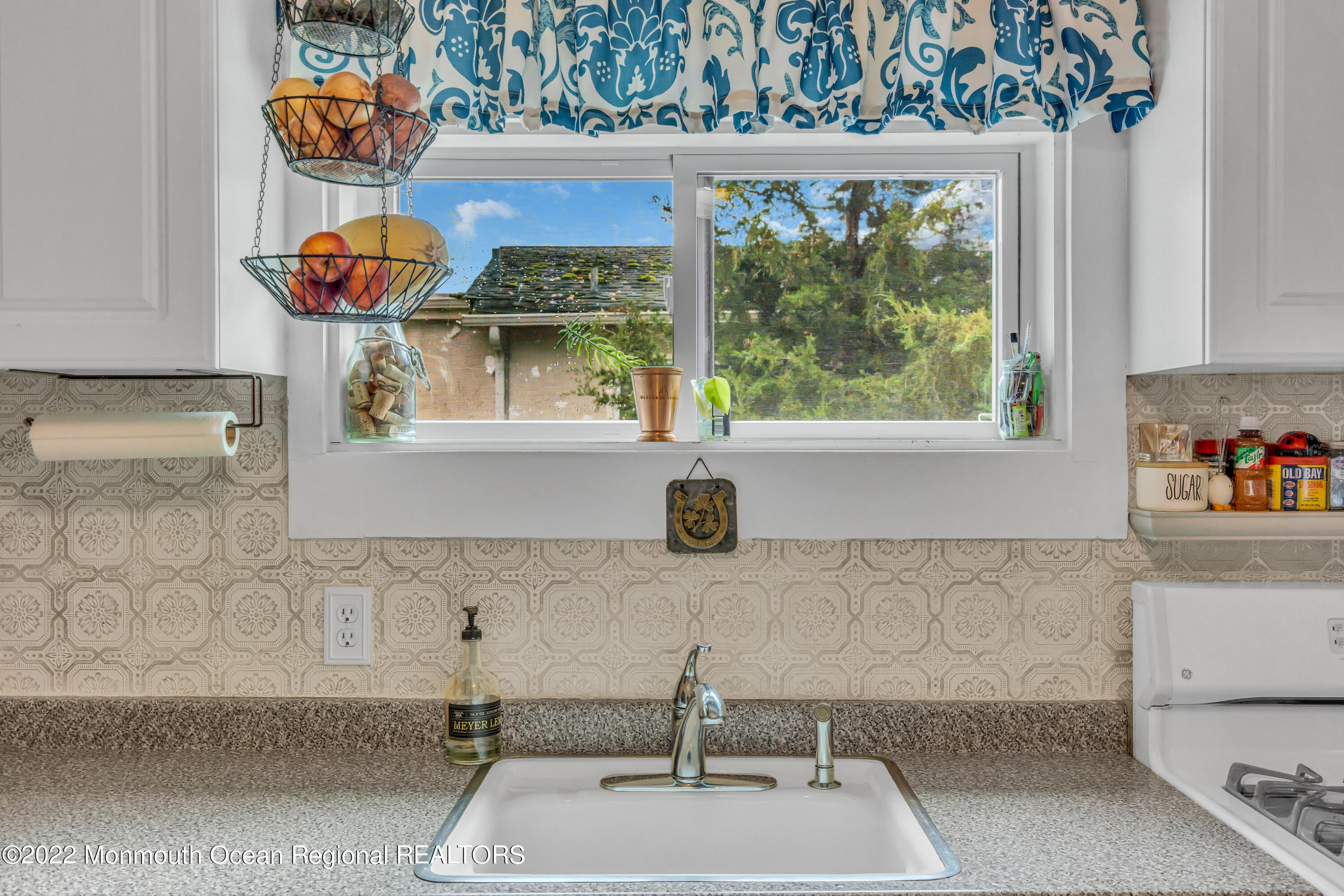 1310 Squirrel Road Wall, NJ 07719 - Photo 8 of 28 020_dsc01560