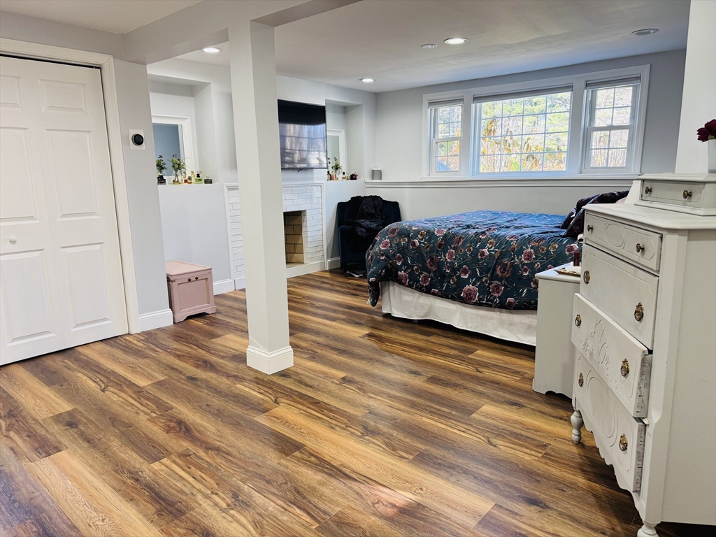 1648 Main Street Walpole, MA 02081 - Photo 12 of 37