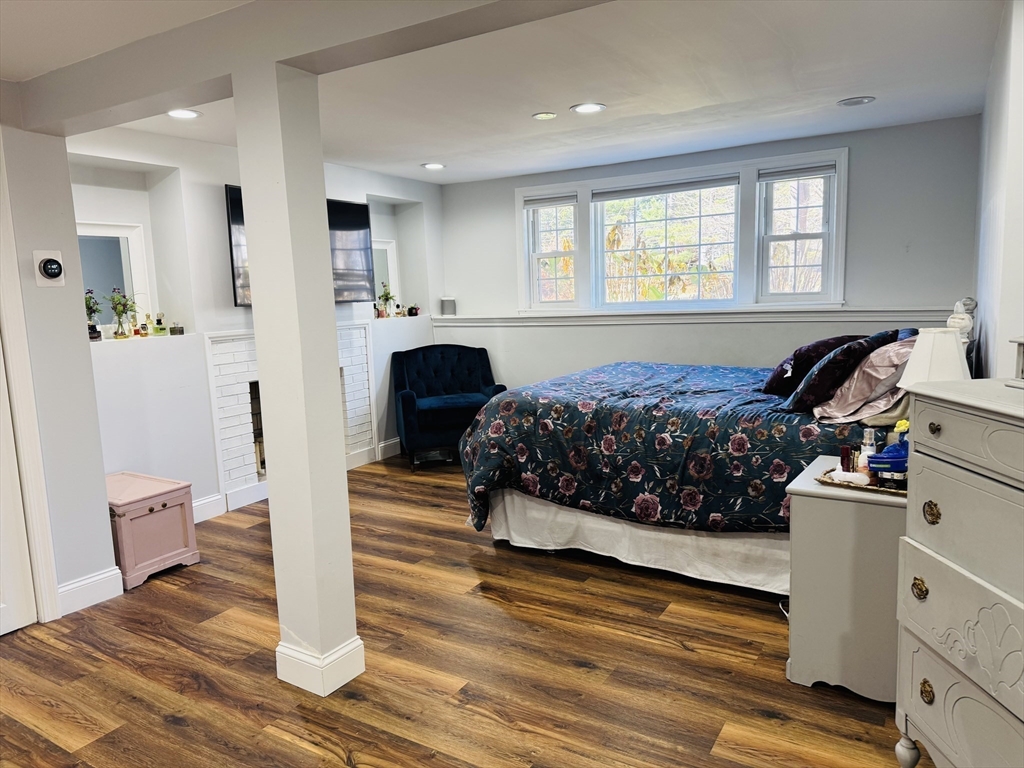 1648 Main Street Walpole, MA 02081 - Photo 15 of 37