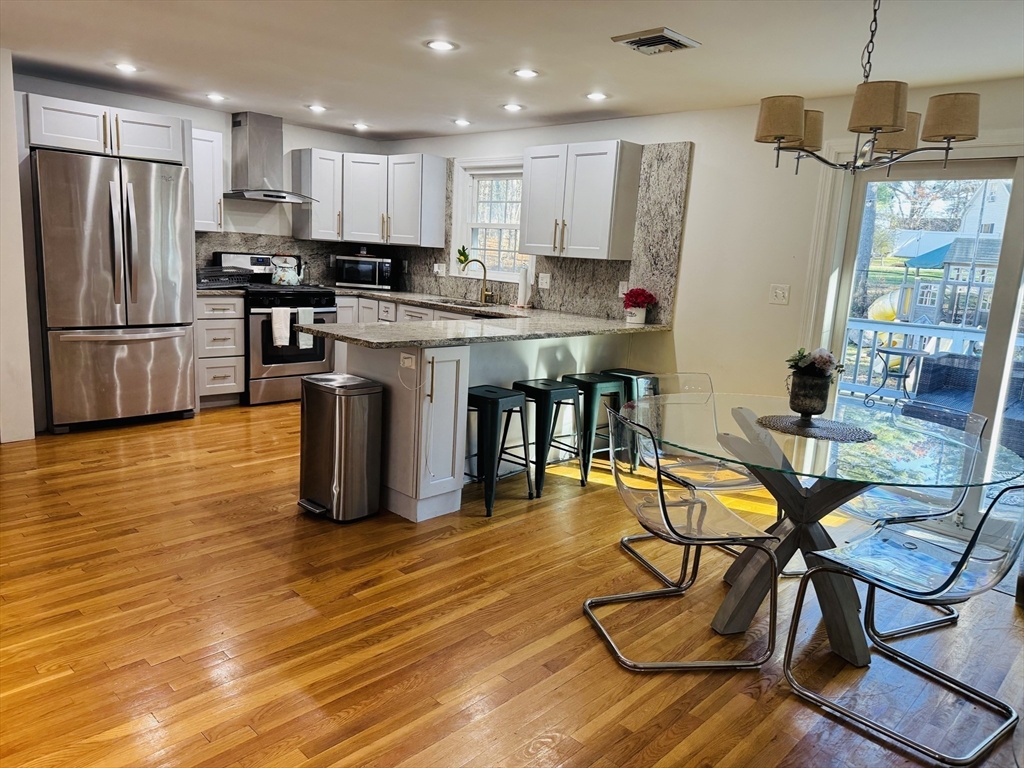 1648 Main Street Walpole, MA 02081 - Photo 20 of 37