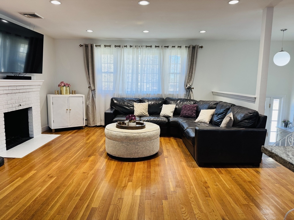 1648 Main Street Walpole, MA 02081 - Photo 26 of 37