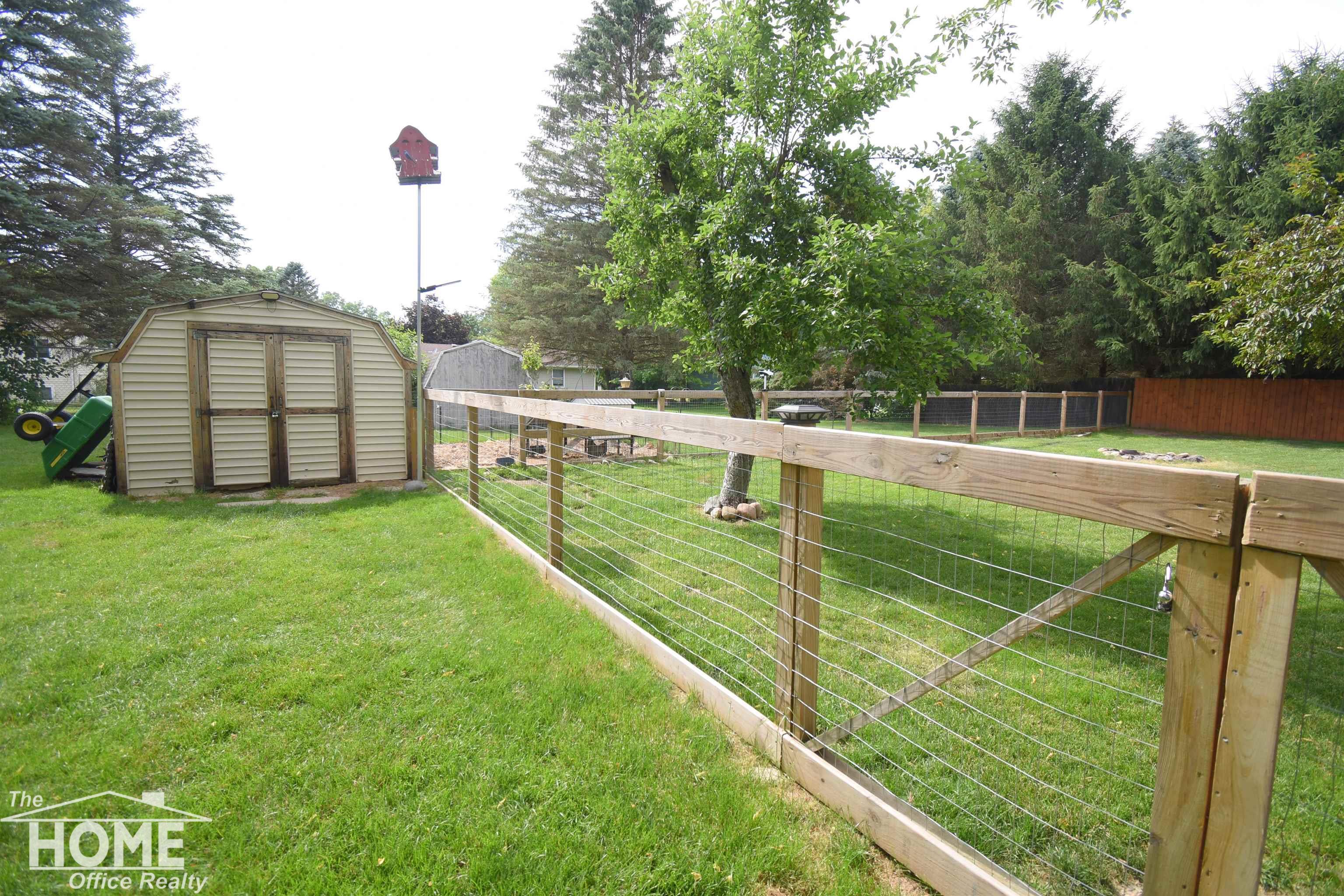 13092 South Beardslee Road Perry, MI 48872 - Photo 27 of 31 50213675-dad0cf2d-59bd-4c12-a91b-1e53c09f6469.JPG