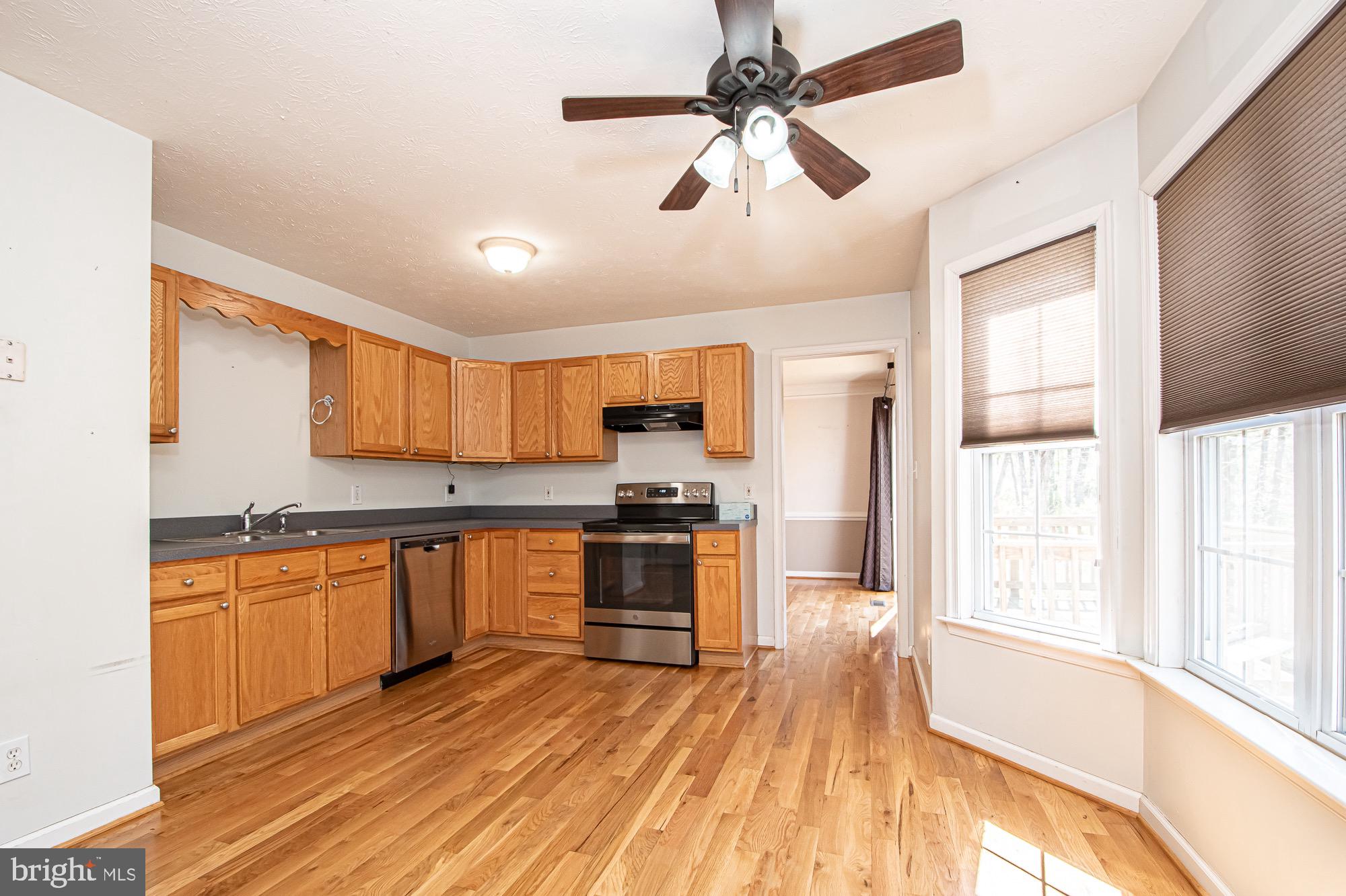 646 Guard Hill Road Middletown, VA 22645 - Photo 19 of 56 Kitchen